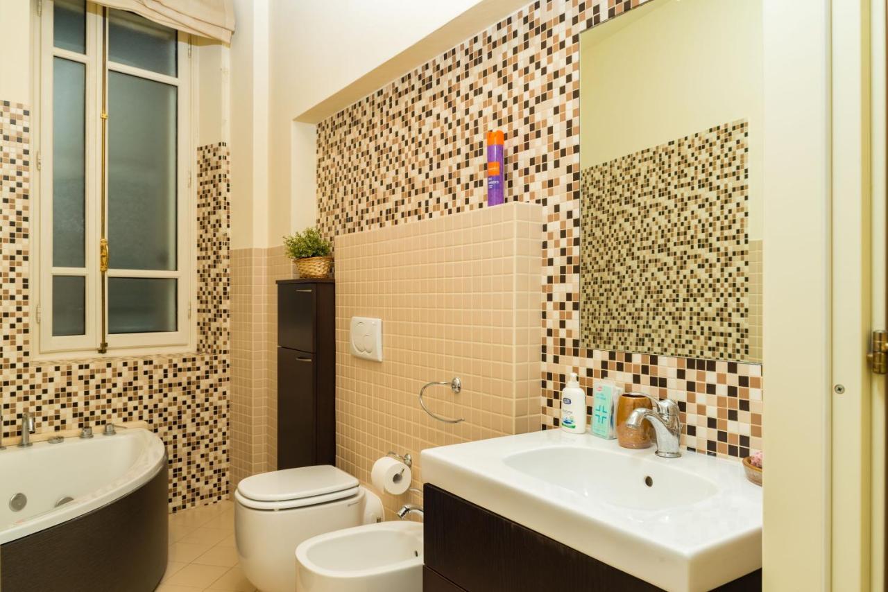 Alessandria Central Apt 10Min Walk Central Station المظهر الخارجي الصورة